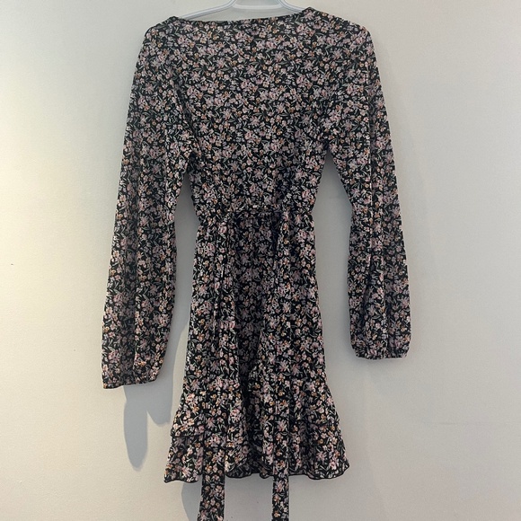 Streetwear Society Dress - Picture 2 of 2